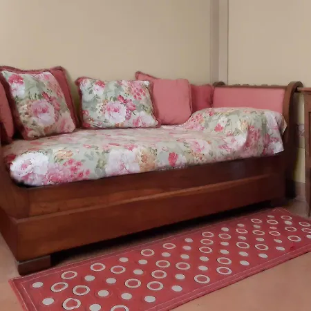 بيت ضيافة Adele Salvaterra